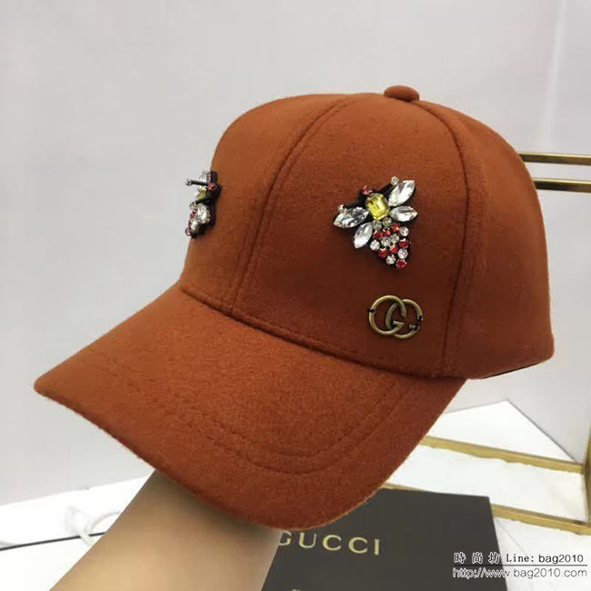 GUCCI古馳 時尚百搭款 帶鑽蜜蜂羊毛棒球帽 LLWJ5843